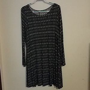 Long sleeve shift dress
